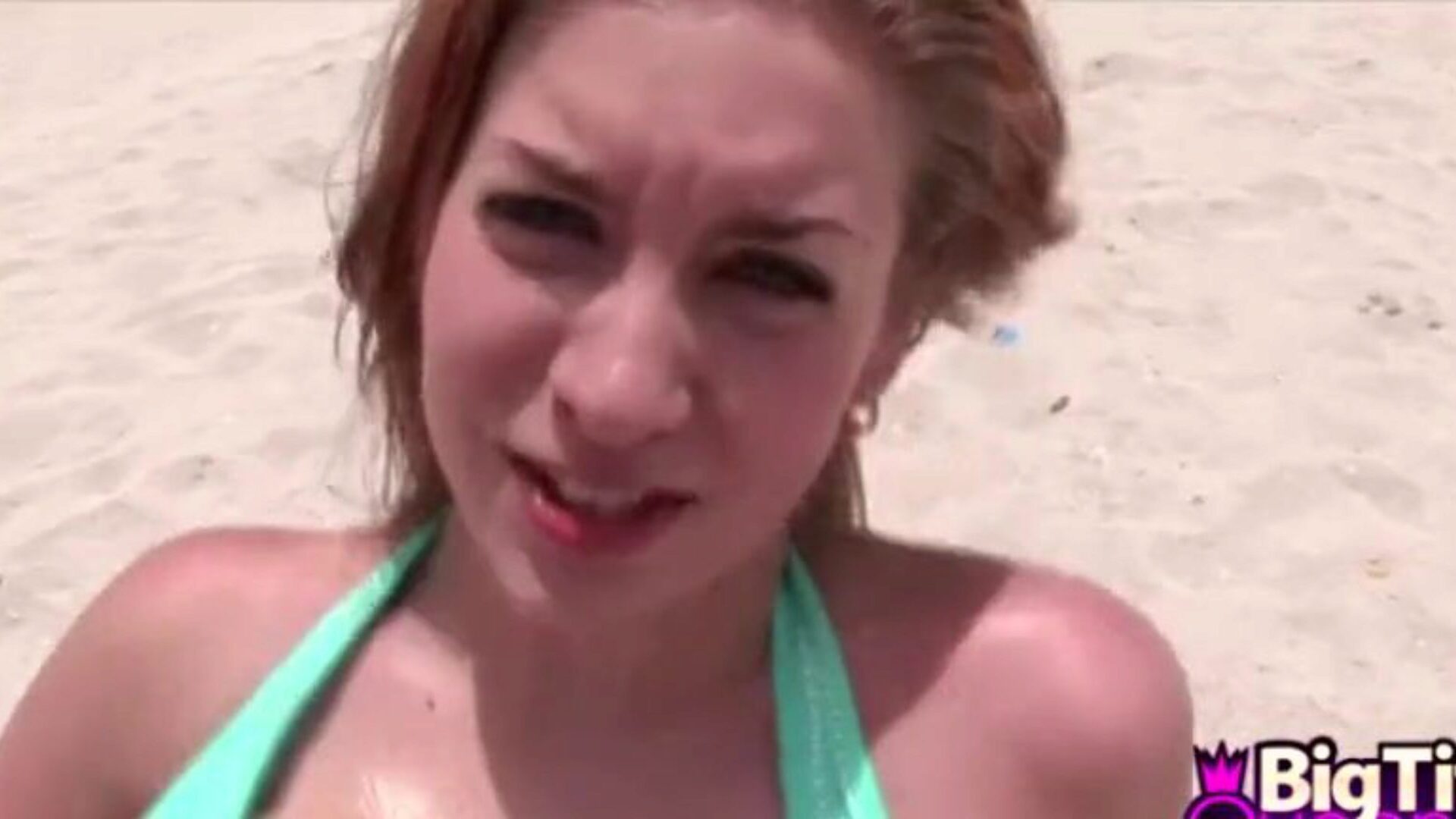 kali west ci porta a Sugarland con le sue grandi tette